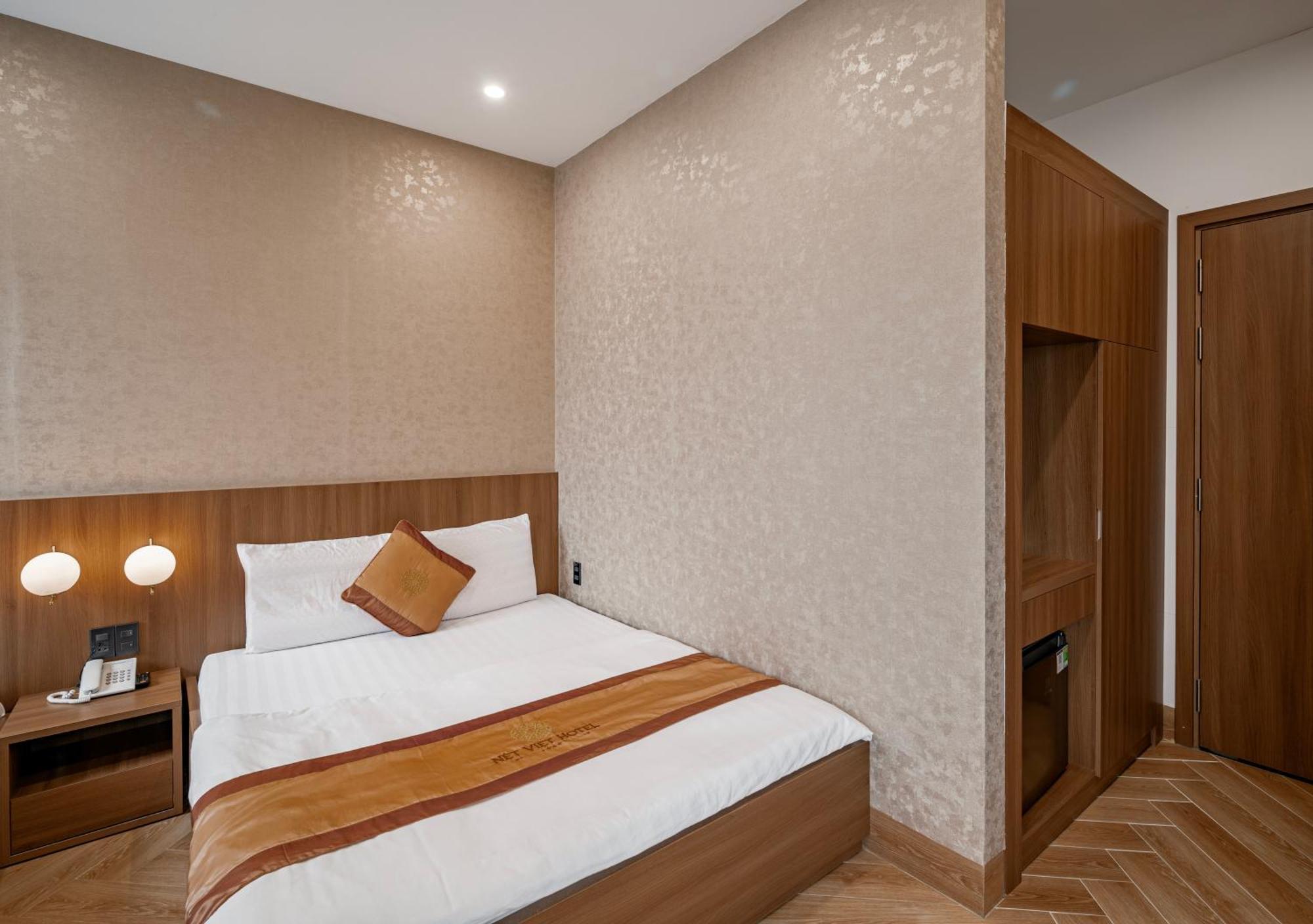 Net Viet Hotel Vincom 朔庄 外观 照片