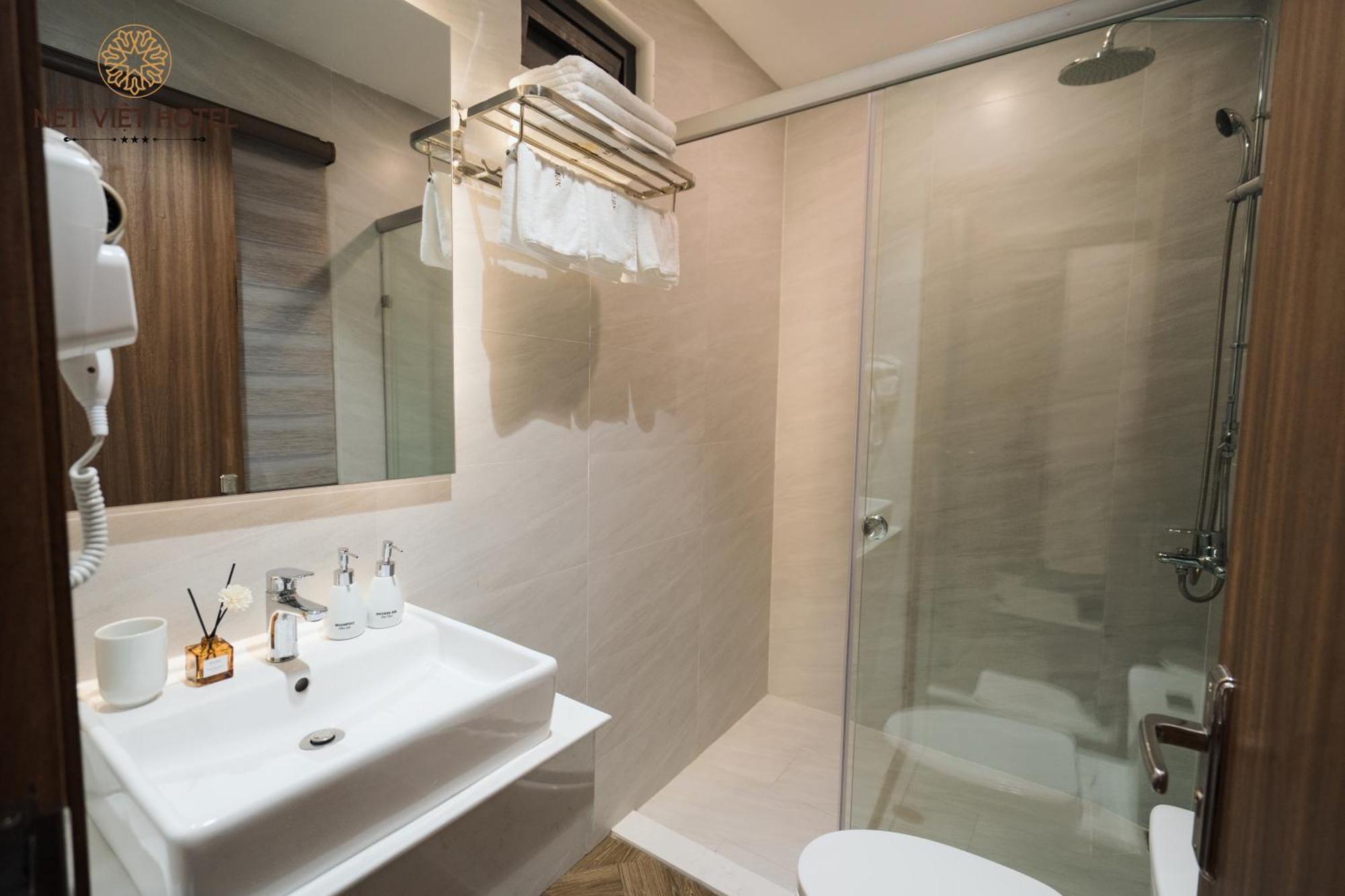Net Viet Hotel Vincom 朔庄 外观 照片